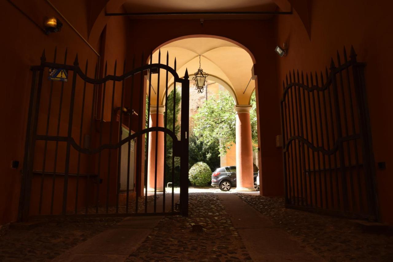 Il Nome Della Rosa Apartman Bologna Kültér fotó